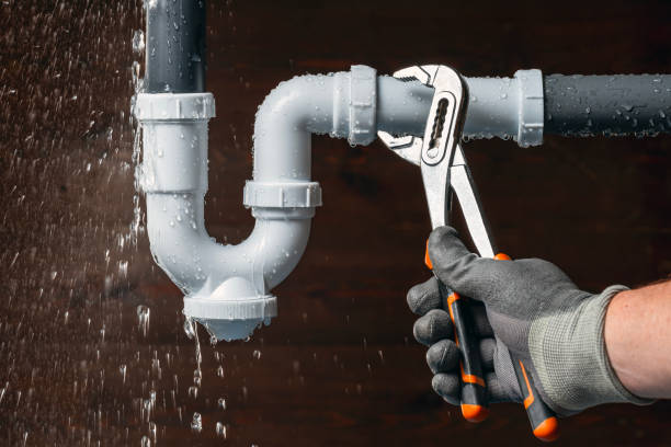 Professional Drain Cleaning technician working in Delphi, IN